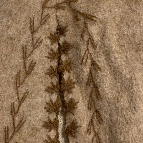 Alpaca cape - Picture 3 of 5